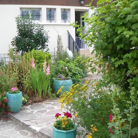 Chambre D'Hotes - Douce Nui-The Vernouillet  外观 照片