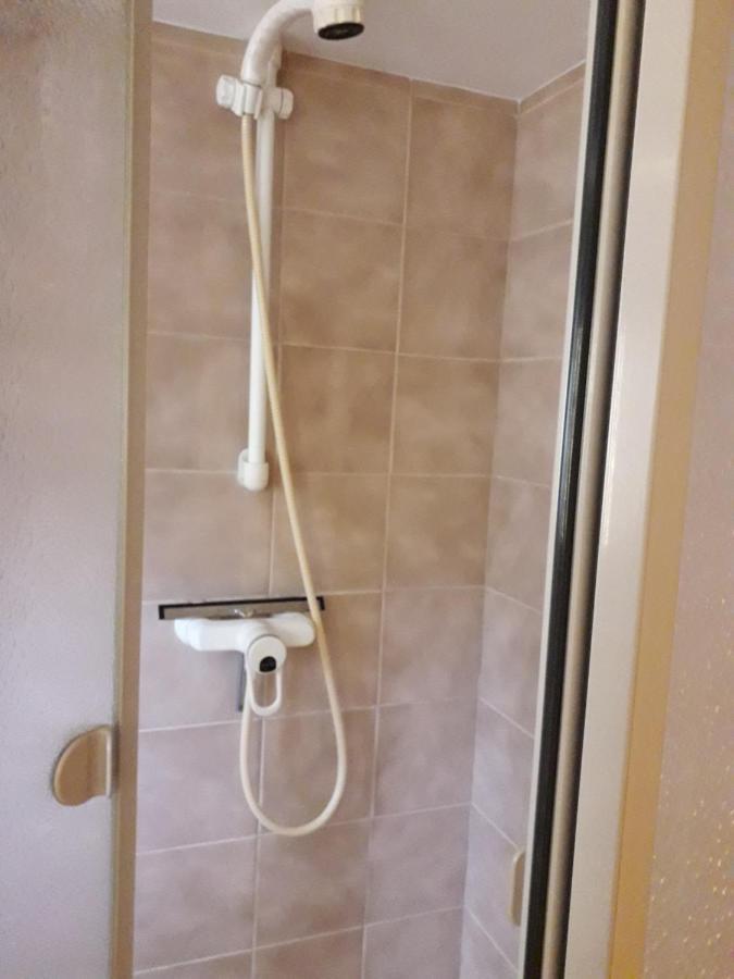 Chambre D'Hotes - Douce Nui-The Vernouillet  外观 照片